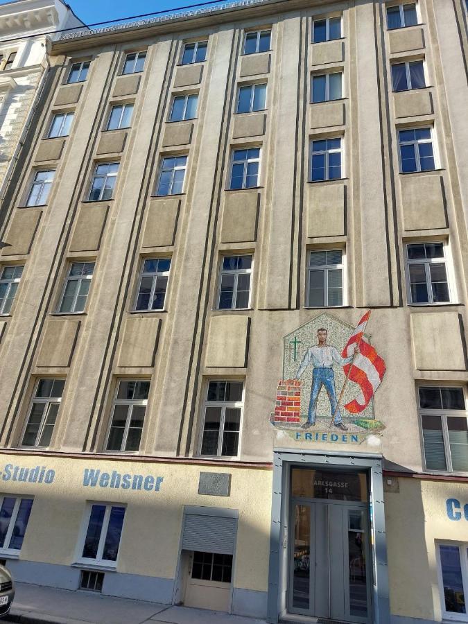 Grand Vienna City Center Apartment Екстериор снимка